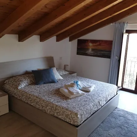 Chiara - Nocleg ze śniadaniem 4*