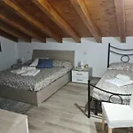 Chiara - 4*