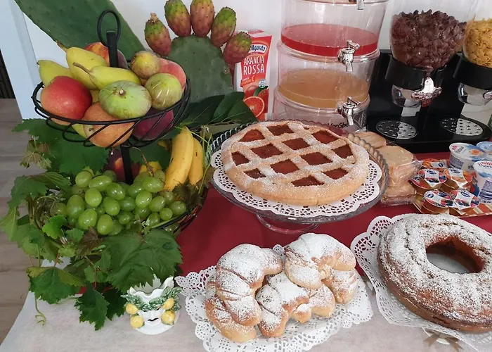 Chiara - تاورمينا