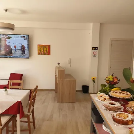 Bed and breakfast Chiara - 4*
