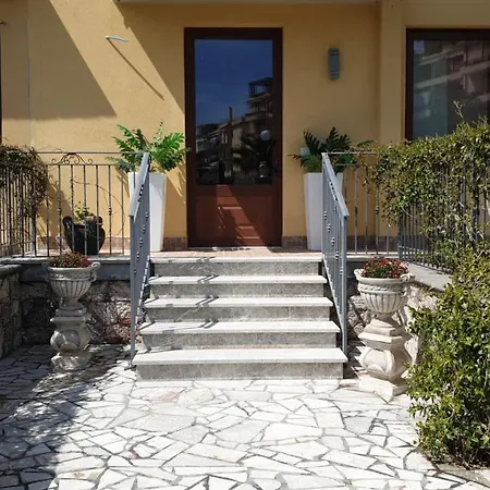 Chiara Bed & Breakfast